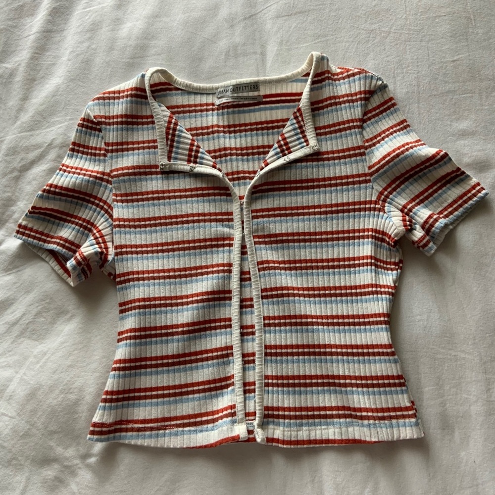 Striped short sleeve crop top